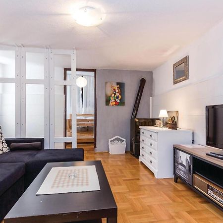 Amazing Apartment In Novi Vinodolski With Wifi Dış mekan fotoğraf
