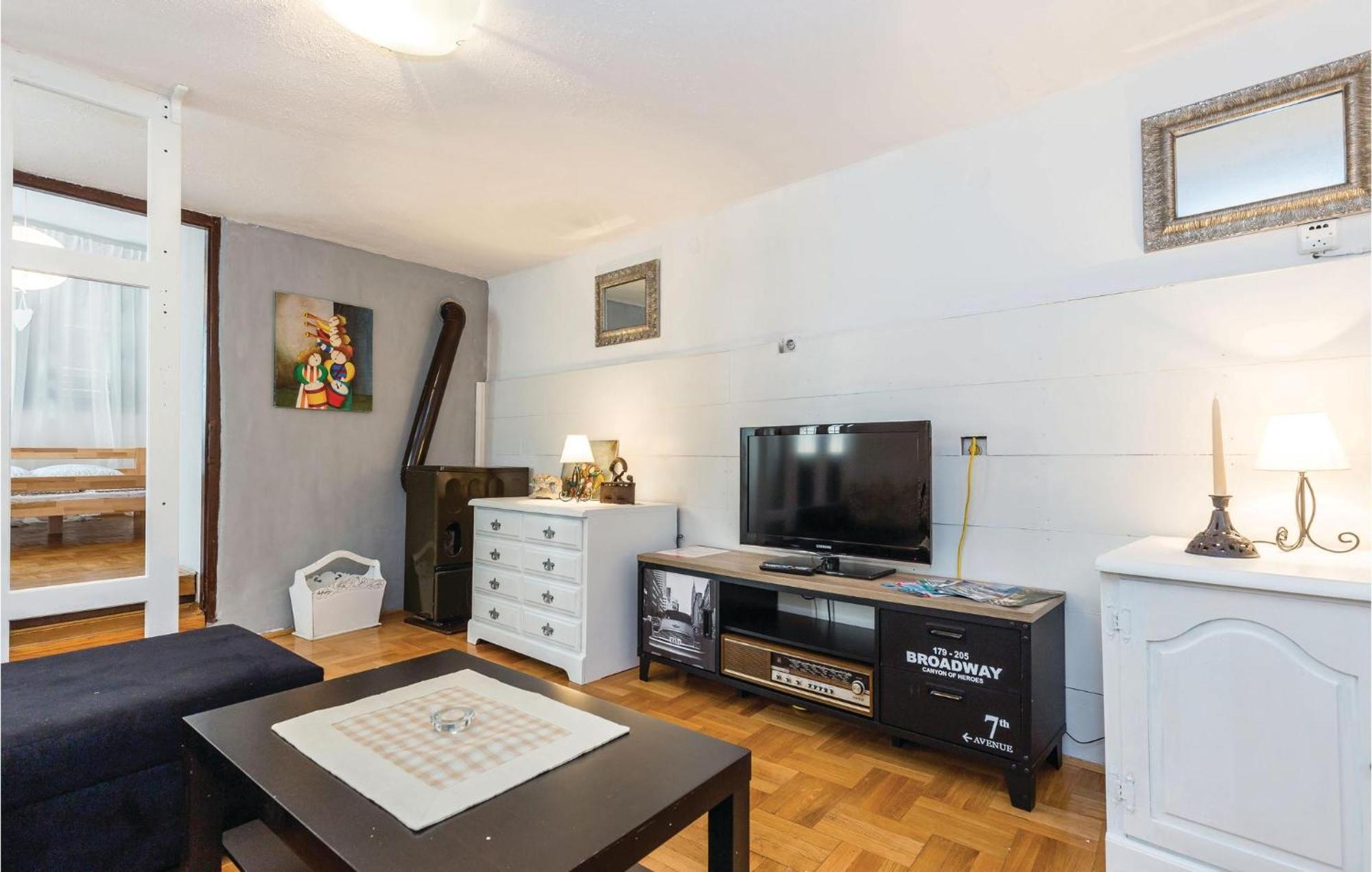 Amazing Apartment In Novi Vinodolski With Wifi Dış mekan fotoğraf